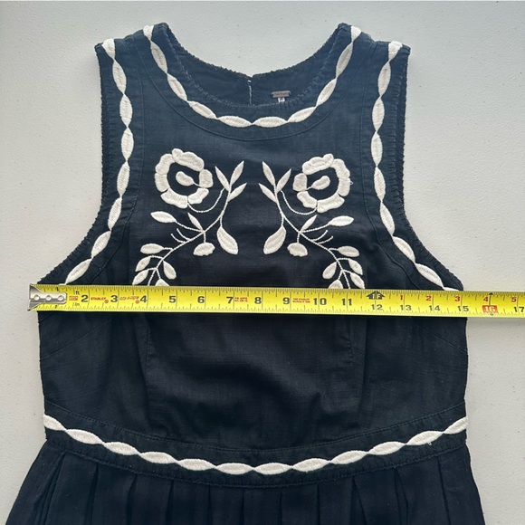 FREE PEOPLE ‘Delightful Birds of a Feather’ Sleeveless Mini Dress Women’s Size 6 - Picture 9 of 9